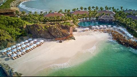 Курорт Amiana Resort был удостоен награды World Luxury Hotel Awards в категории Курорт с самым роскошным частным пляжем в мире