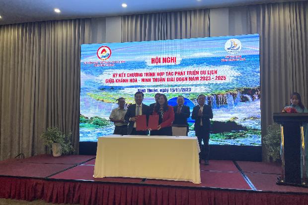 Hội nghị hợp tác phát triển du lịch giữa Khánh Hoà và Ninh Thuận