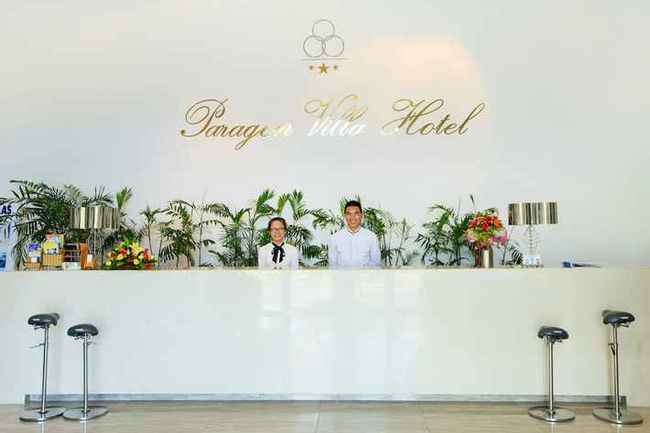 Khách sạn Paragon