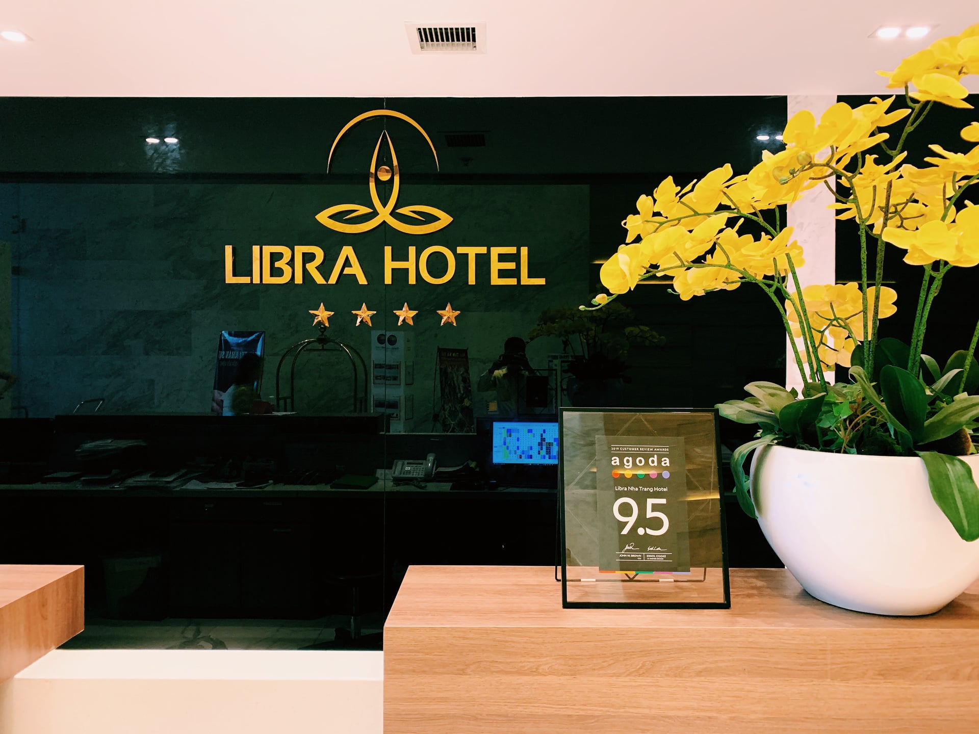 Khách sạn Libra